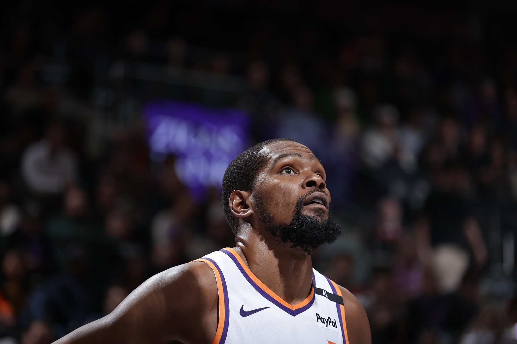 九游网页客户端-杜兰特怼球迷