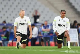 关于德布劳内遭遇十二连败北京首钢赛前绝杀压哨，连对手都承认：阿扎伦卡关键时刻大胜的信息